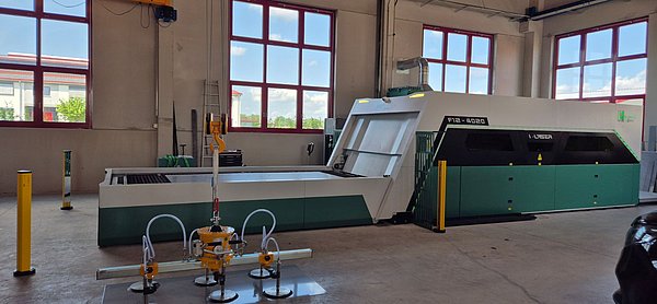 Laserschneidanlage Hezinger-LaserLine HLC2040-12kW
