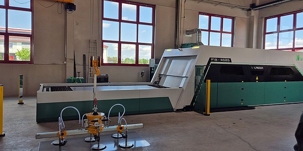 Laserschneidanlage Hezinger-LaserLine HLC2040-12kW