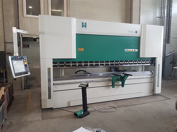 Gesenkbiegepresse Hezinger-PressLine B220-4100