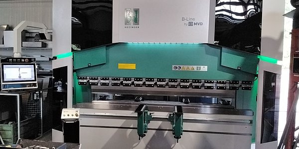 Gesenkbiegepresse Hezinger-PressLine B220-3100