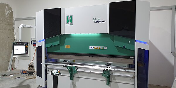 Gesenkbiegepresse Hezinger-PressLine B220-3100