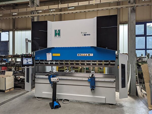 Gesenkbiegepresse Hezinger-PressLine B270-3100