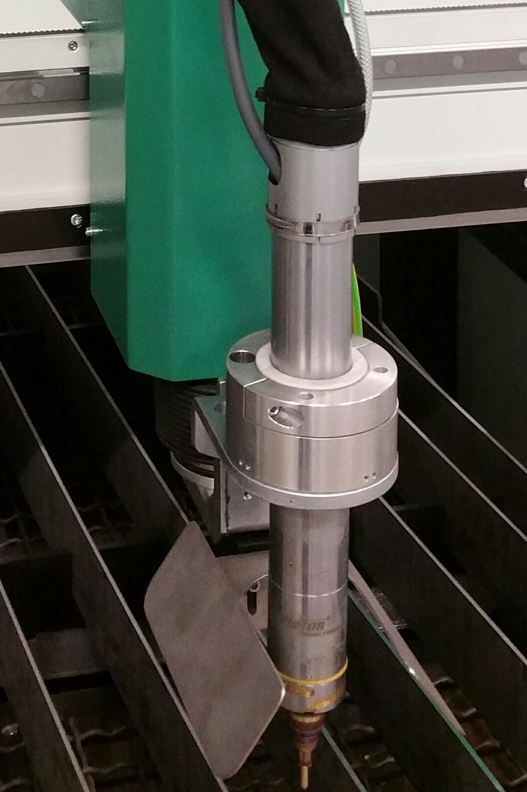 Schneidkopf für CNC-gesteuerte Plasma-Schneidanlage